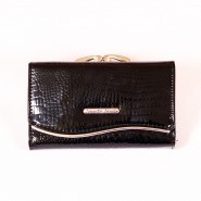 Women's leather wallet Jennifer Jones Yaryna DP010 black